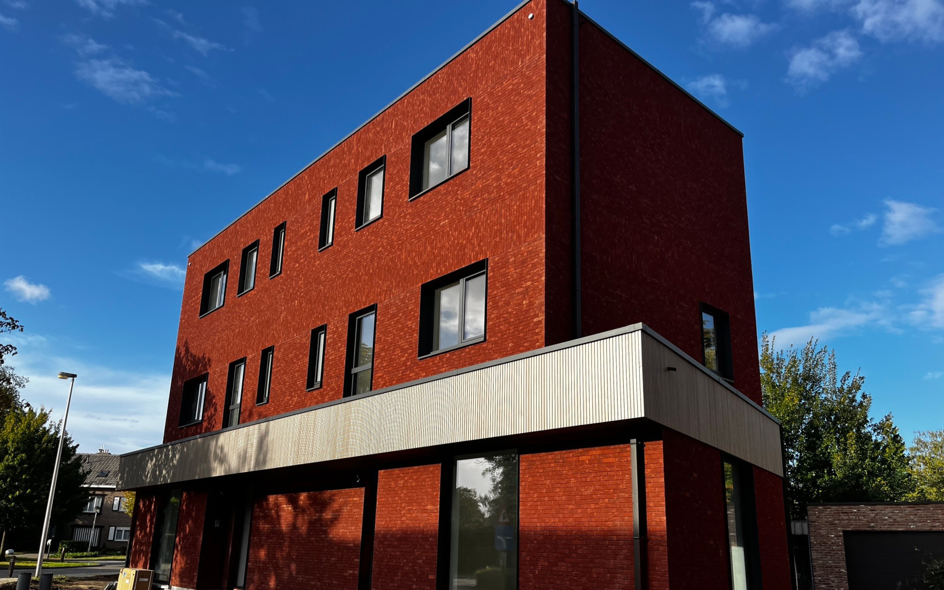 twinbond stonestrip project header